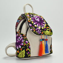 Load image into Gallery viewer, Vintage Canvas Linen Embroidered Women’s Mochila
